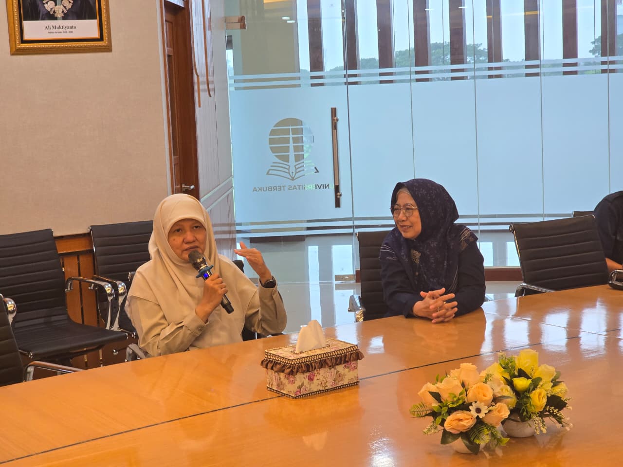 Anggota Komisi X DPR RI Reni Astuti Dorong Kuota KIP-K untuk UT Surabaya, Apresiasi Kinerja dan Semangat Pegawai